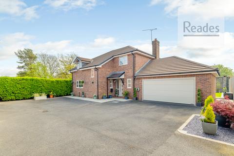 3 bedroom detached house for sale, West Court, Buckley CH7 2