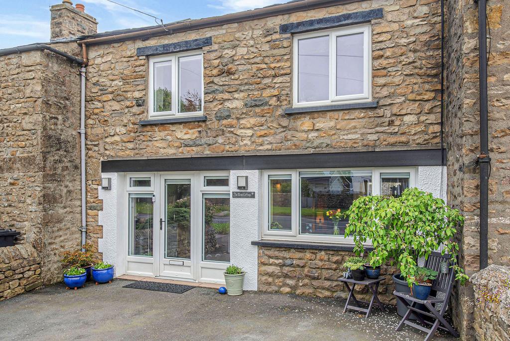 Cowan Bridge, Cowan Bridge, LA6 3 bed terraced house for sale £295,000