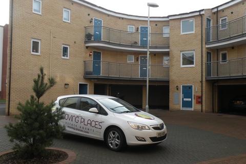 2 bedroom flat for sale, Spectre Court, Hatfield AL10