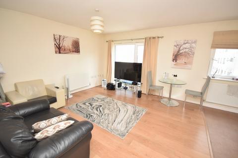 2 bedroom flat for sale, Spectre Court, Hatfield AL10