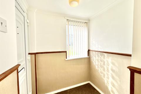 3 bedroom semi-detached house for sale, Woodburn, Gateshead, NE10