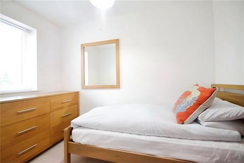 4 Millers Grove, Woodley, Reading, RG5 4AF