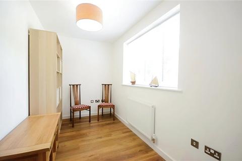 4 Millers Grove, Woodley, Reading, RG5 4AF