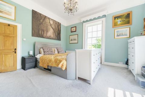 2 bedroom flat for sale, Kingsclere,  Hampshire,  RG20