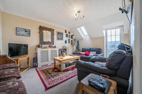 2 bedroom flat for sale, Newbury,  Berkshire,  RG14