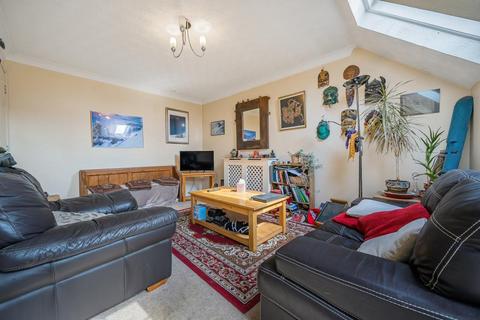 2 bedroom flat for sale, Newbury,  Berkshire,  RG14