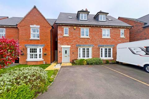 3 bedroom townhouse for sale, Bennett Close, Coalville, Leicestershire, LE67 2HP