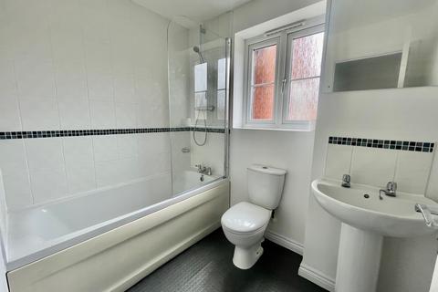 2 bedroom terraced house to rent, Thistle Close, Yaxley PE7
