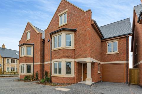 4 bedroom detached house for sale, Leicester Road, Uppingham, Oakham, Rutland, LE15