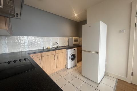 2 bedroom flat to rent, City Heights, Salord, M3 5AS
