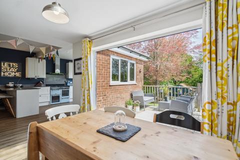 4 bedroom semi-detached house for sale, Fieldway, Chalfont St Peter SL9