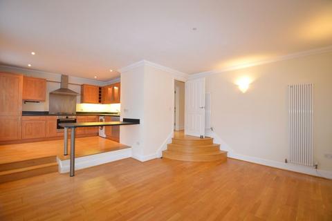 3 bedroom flat to rent, Beulah Hill, Crystal Palace SE19