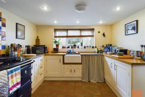 2 bedroom semi-detached house for sale, Mount Hawke, Truro