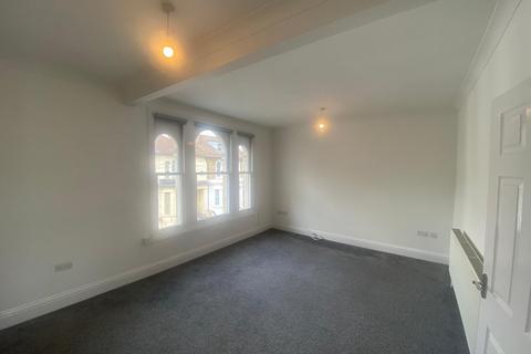 2 bedroom apartment to rent, Cobham Street, Gravesend, Kent, DA11