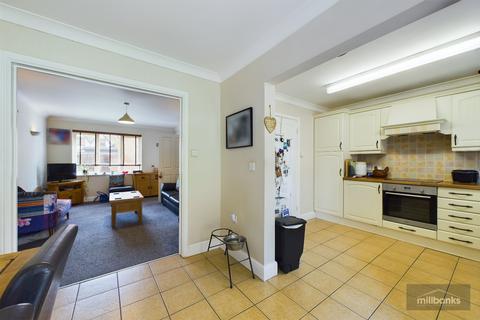 8 Forge Close, Old Buckenham, Attleborough, NR17 1RX