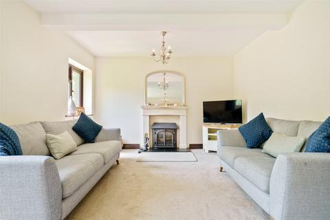 4 Birchside, Crowthorne, RG45 6HP