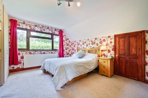 4 Birchside, Crowthorne, RG45 6HP