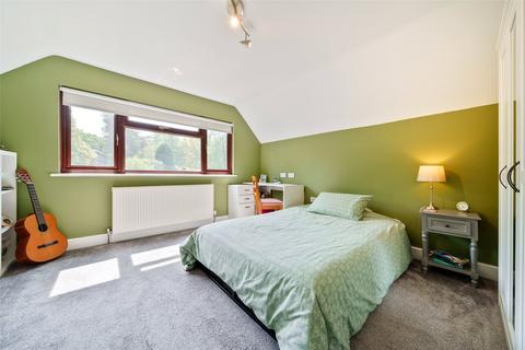 4 Birchside, Crowthorne, RG45 6HP