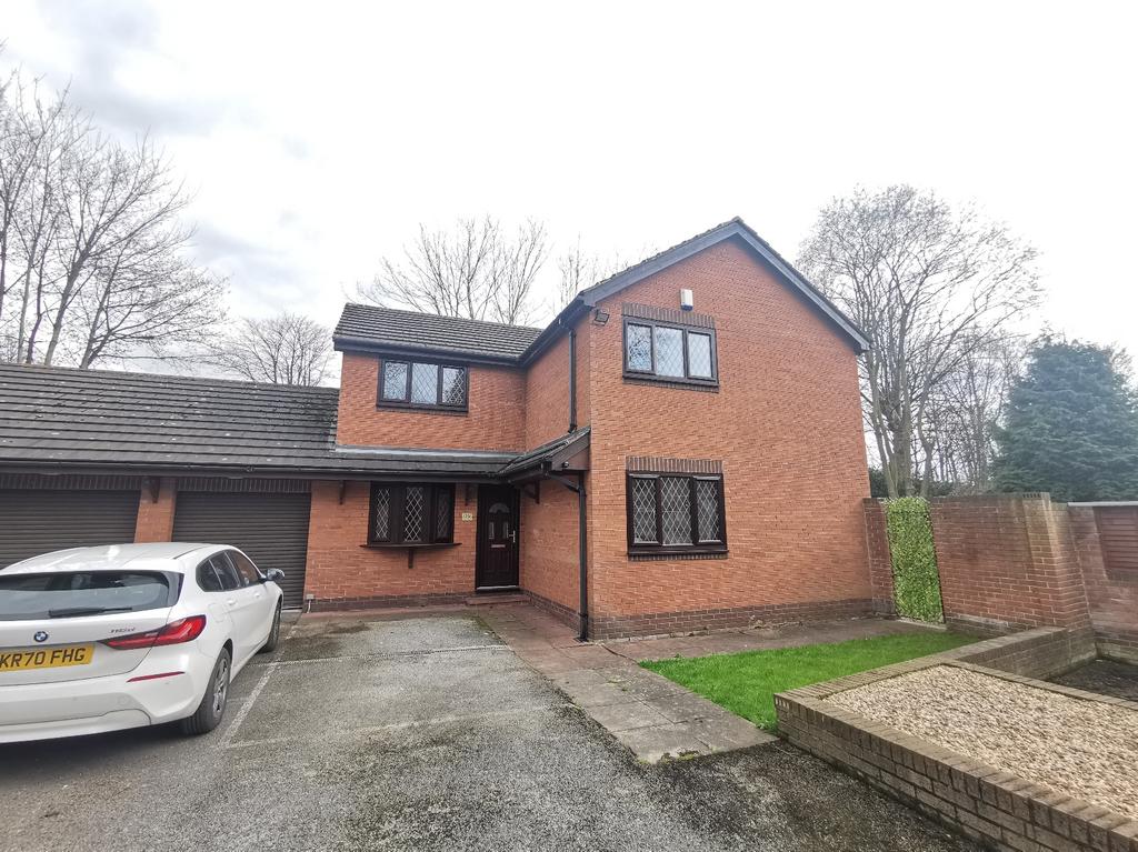 Denby Dale Road, Wakefield, West... 4 bed detached house to rent £