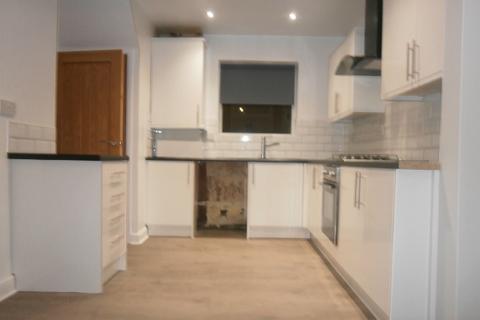 3 bedroom semi-detached house to rent, Callerton Avenue, North Shields NE29