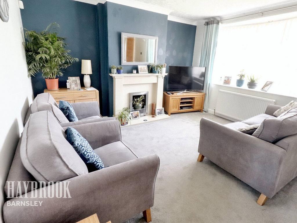Roy Kilner Road, Wombwell 4 bed semidetached house for sale £240,000