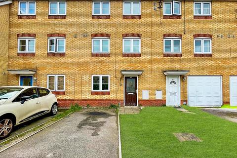 4 bedroom terraced house for sale, Morgan Close, Luton, Bedfordshire, LU4 9GL