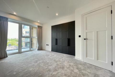 2 bedroom flat to rent, Canning House, 7 Heritage Walk, Kingston Upon Thames, London  KT1