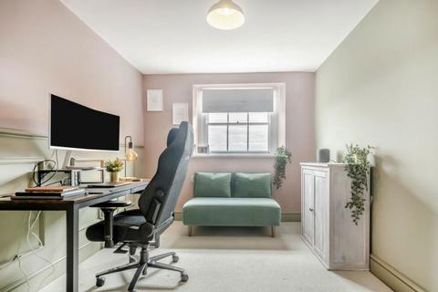 3 Tottenham Place, Bristol, BS8 1AJ