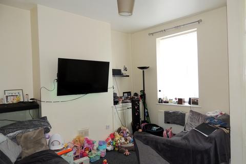 2 bedroom terraced house for sale, Canberra Street, Clayton