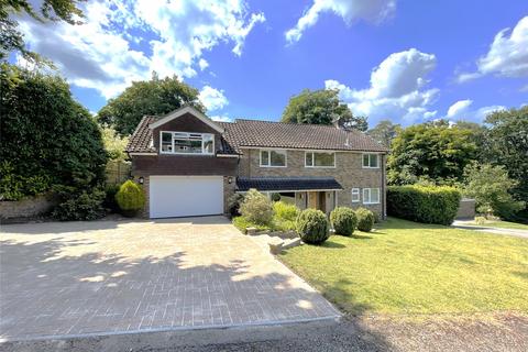 4 bedroom detached house for sale, Hurstmere Close, Surrey GU26