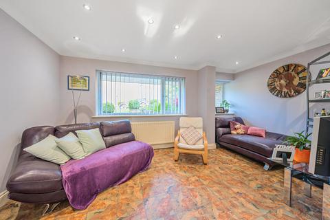 1 Hurstmere Close, Grayshott, Hindhead, GU26 6TR