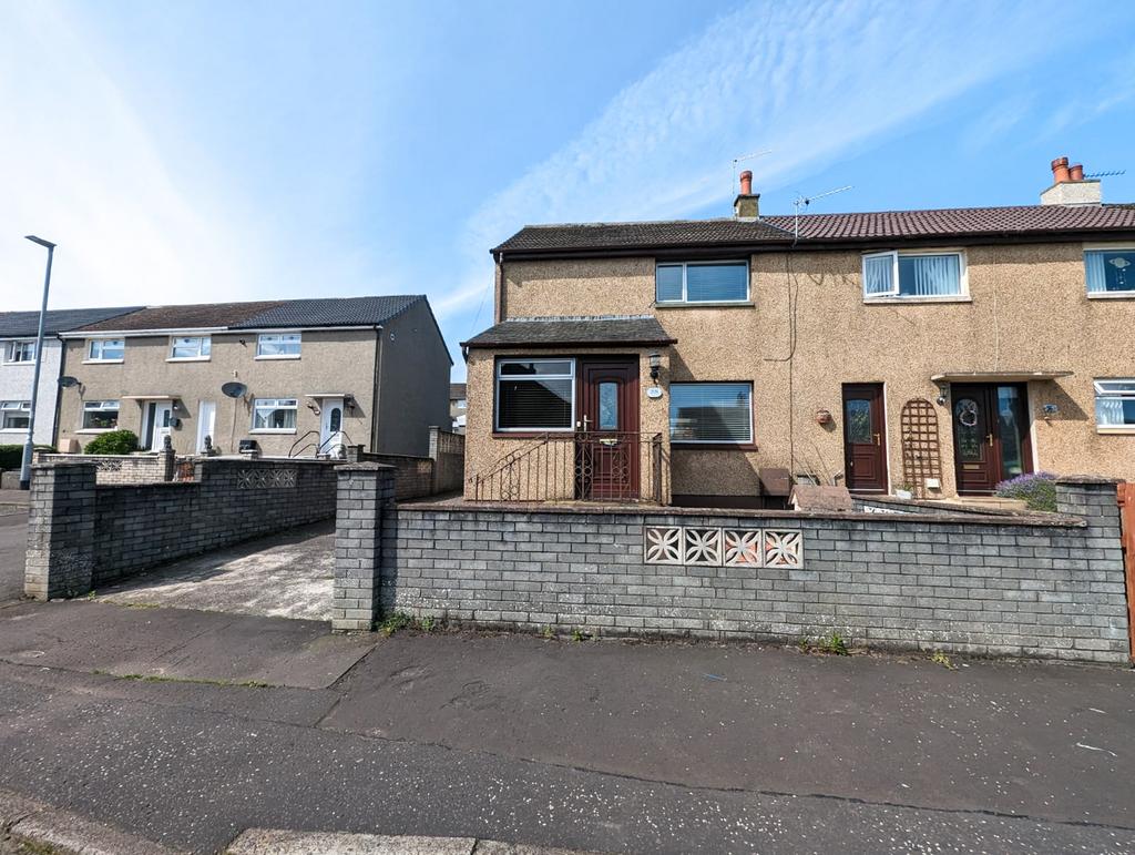 Churchill Avenue, Kilwinning KA13 2 bed end of terrace house for sale