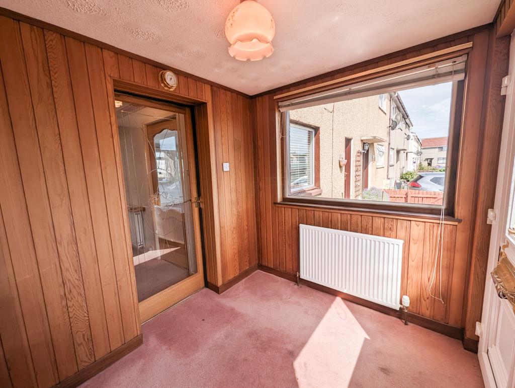 Churchill Avenue, Kilwinning KA13 2 bed end of terrace house for sale