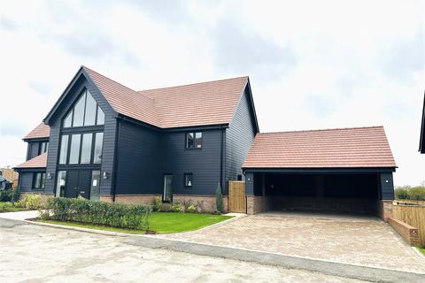 5 bedroom detached house for sale, Manor Walk, Thaxted, Essex, CM6