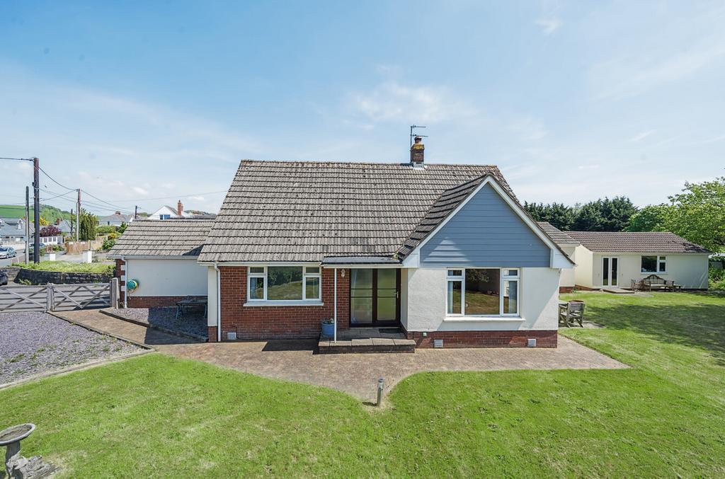 Chaddiford Lane, Barnstaple, Devon, EX31 4 bed bungalow for sale £480,000