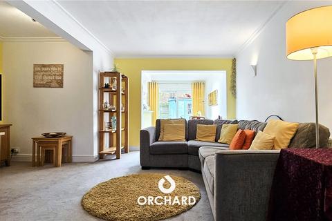 3 Kempton Close, Uxbridge, UB10 8RP