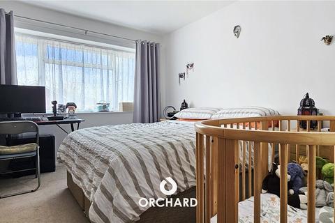 3 Kempton Close, Uxbridge, UB10 8RP