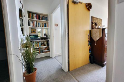 2 bedroom flat for sale, Harbour Road, Seaton, Devon