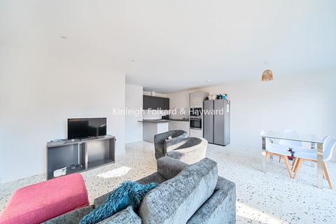 5 bedroom house to rent, Hallowell Close, Mitcham, CR4