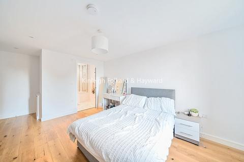 5 bedroom house to rent, Hallowell Close, Mitcham, CR4