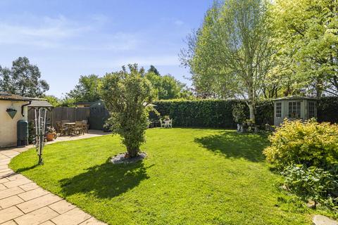 4 bedroom detached bungalow for sale, Winchmore Hill,  Buckinghamshire,  HP7