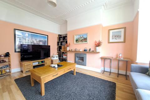 3 bedroom terraced house for sale, Scarborough Road, Shipley, West Yorkshire