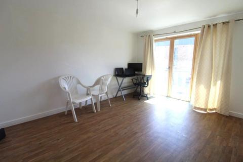 2 bedroom flat for sale, Wherstead Road, Ipswich, IP2