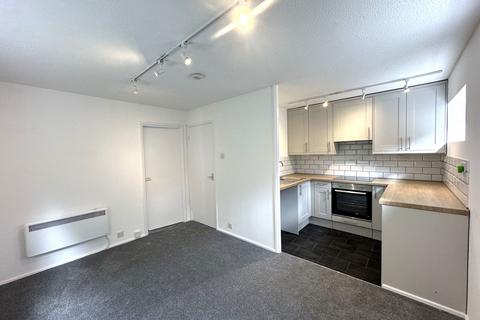 1 bedroom flat to rent, The Heights, Old Town, Swindon, SN1