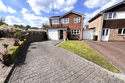 4 bedroom detached house for sale, Brookthorpe Drive, Willenhall
