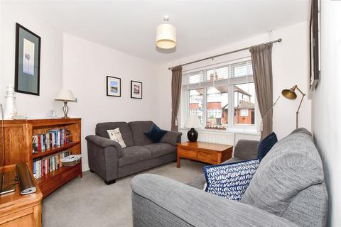 7 Bognor Drive, Herne Bay, CT6 8QP
