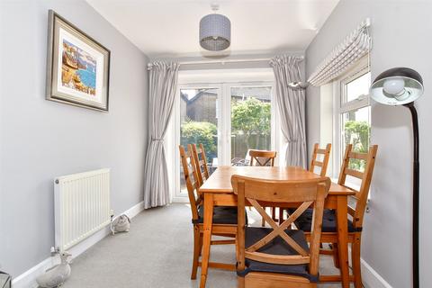 7 Bognor Drive, Herne Bay, CT6 8QP