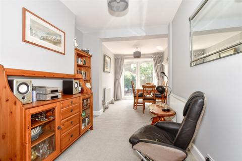 7 Bognor Drive, Herne Bay, CT6 8QP