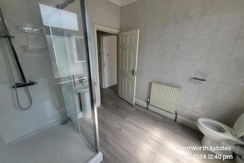 1 bedroom flat to rent, Cecil Road, Ilford, IG1