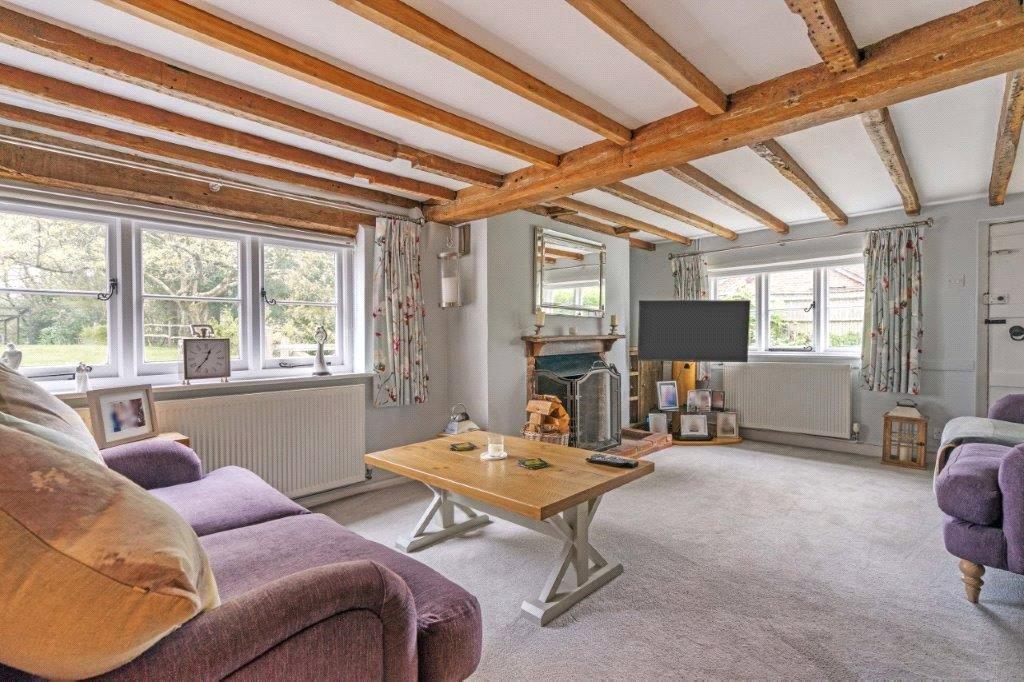 Sitting/Dining Room